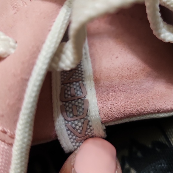 Keen Pink and White Suede Sneakers (W Size 9) - Picture 14 of 16